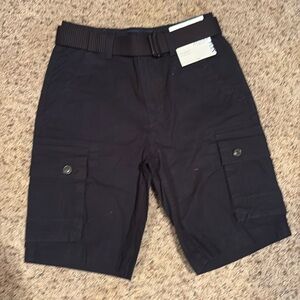 Men’s Arizona 10.5 inseam cargo Short NWT